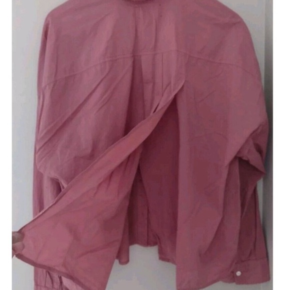 Xirena Split Open Back Button Up Blouse - Picture 10 of 11